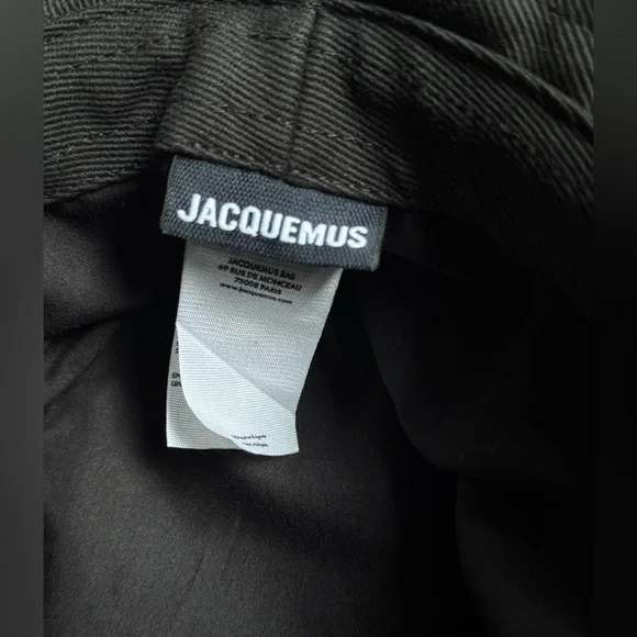 JACQUEMUS Black Les Classiques 'The Artichaut' Bucket Hat - Picture 6 of 6